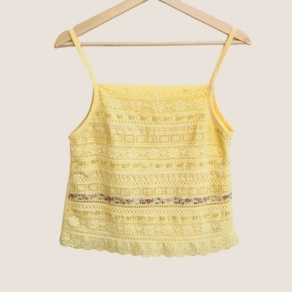 Lace and Embroidery Yellow Summer Top, Size XS - Picture 1 of 11